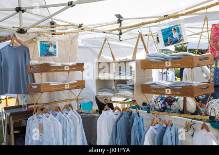 Palm Beach Sonntag Märkte auf Nordstrände von Sydney, Schausteller zu verkaufen, Haushaltsgegenstände, Schmuck und Lebensmittel, Sydney, Australien Stockfoto