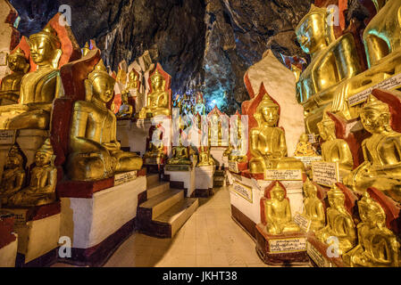 Buddha-Statuen im Inneren der Shwe Umin Pagode Paya, Myanmar (Burma).  Pindaya Höhlen sind eine bekannte buddhistische Pilgerstätte und eine Touristenattraktion. Stockfoto