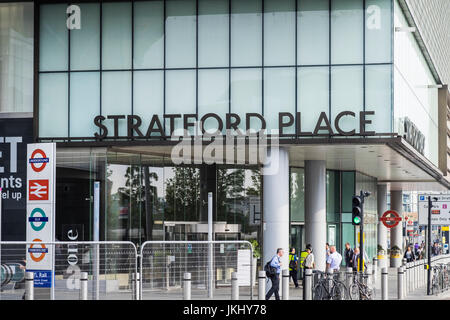 Ein Stratford Platzteil Stratford City Projekt, Borough of Newham, London, England, Vereinigtes Königreich Stockfoto