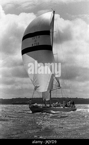 AJAXNETPHOTO.1979. SOLENT, ENGLAND. -ADMIRAL CUP SOLENT INSHORE RACE - ERNEST JUER BLIZZARD (GBR). FOTO: JONATHAN EASTLAND/AJAX REF: 79 2028 Stockfoto