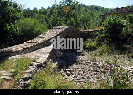 Zagoria Bergdörfer, Griechenland (Dilofo, Skamneli, Laista, Tsepelovo)  08 08 2010 Stockfoto