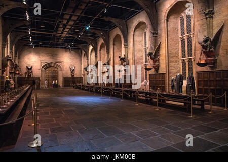 LEAVESDEN, UK - 19. Juni 2017: Der Satz von der Aula in Hogwarts, bei der Herstellung von Harry Potter Studiotour in den Warner Bros Studios in Leavesd Stockfoto