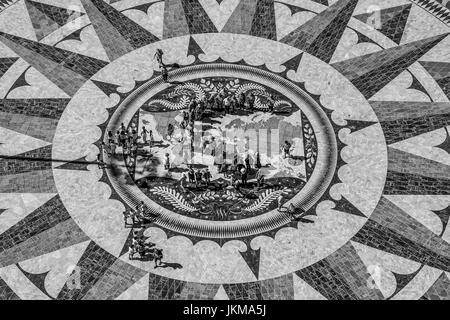 Die berühmten Kompassrose am Denkmal der Entdeckungen in Lissabon-Belem - Lissabon, PORTUGAL 2017 - Lissabon, PORTUGAL 2017 Stockfoto