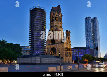 Imperial Wilhelm-Festschrift Kirche, Ort Breitscheid, Charlottenburg, Berlin, Deutschland, Kaiser-Wilhelm-Gedaechtniskirche, Breitscheidplatz, Deutsch Stockfoto