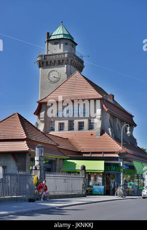 Railway Station, Frohnau, Dorf Reinicken, Berlin, Deutschland, Bahnhof, Reinickendorf, Deutschland Stockfoto