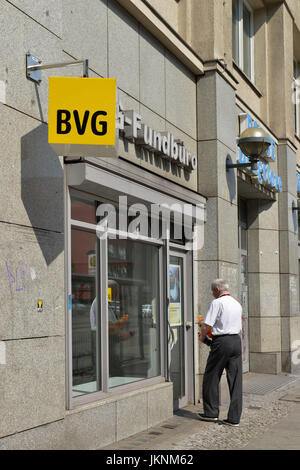 BVG verloren Rechtsschutz, Potsdamer Straße, Schönheit des Berges, BVG Fundbuero, Potsdamer Straße, Schöneberg, Berlin, Germany, Deutschland Stockfoto