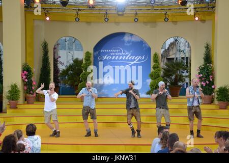 Rust, Deutschland, 23. Juli 2017, Das Erste ARD TV-Show "Immer Wieder Sonntags" Featuring VoXXclub Credit: Mediensegel/Alamy Live-Nachrichten Stockfoto