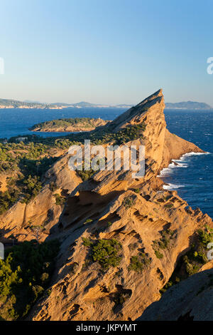 Frankreich, Bouches-du-Rhône (13), la Ciotat, Vue Sur le Bec de l'Aigle et l'Île Verte En Arrière Plan Depuis la Chapelle Notre-Dame De La Garde / / Frankreich Stockfoto