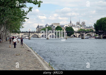 Paris, Frankreich, Blick auf Ile De La Cite, Ufer Stockfoto