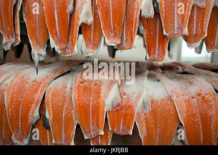 East End Lachs Räucherei, H Forman & Sohn, der vor kurzem geschützte geographische Indication(PGI) Status, Hackney Wick, London, UK ausgezeichnet wurde Stockfoto