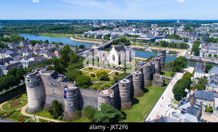 Luftaufnahme von Angers Stadt Burg in Maine et Loire, Frankreich Stockfoto