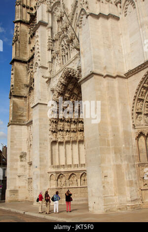 Frankreich, Yonne (89), Auxerre, Fassade De La Cathédrale Saint-Etienne / / Frankreich, Yonne, Auxerre, die Kathedrale St. Etienne Stockfoto