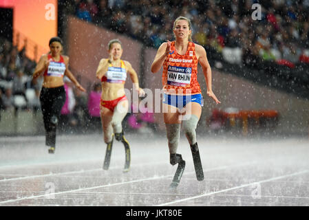 Marlou van Rhijn, Blade Babe, para-Athlet, die bei den para-Leichtathletik-Weltmeisterschaften im Londoner Olympiastadion, London, 2017, teilnimmt. 200 m T44 Stockfoto