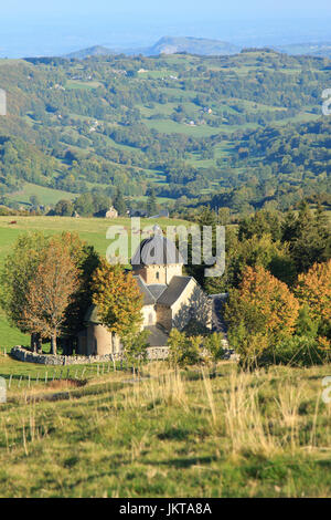 Frankreich, Cantal (15), Parc Naturel des Vulkane d ' Auvergne, Saint-Hippolyte, Chapelle De La Font Sainte / / Frankreich, Cantal, Parc Naturel Regional des Vol Stockfoto