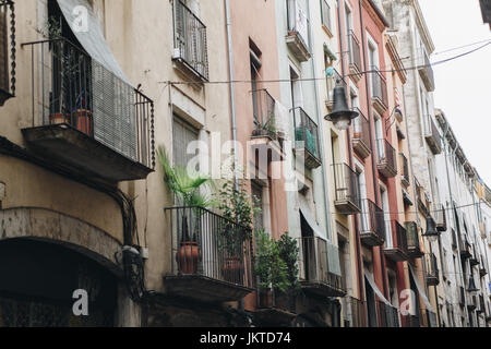 in & durch Girona Stockfoto