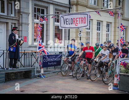 Vintage Radsport-Event in Cumbria, Sitz in Ulverston. Stockfoto