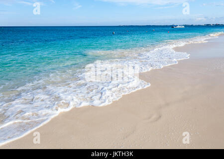 Am frühen Morgen am Strand auf Karibik resort Stockfoto