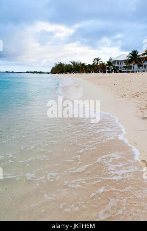 Am frühen Morgen am Strand auf Karibik resort Stockfoto