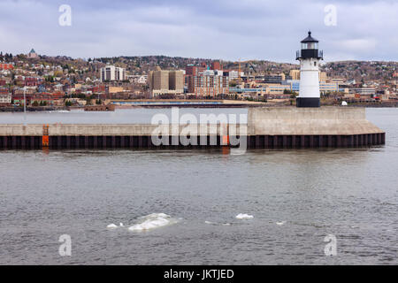 Duluth Leuchtturm und Lake Superior. Duluth, Minnesota, USA Stockfoto