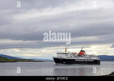 Caledonian MacBrayne Fähre Isle of Mull (Ant-Eilean Muileach) Eingabe Hafen von Oban, Schottland Stockfoto