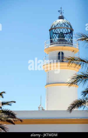 Sacratif Leuchtturm gegen blauen Himmel. Andalusien, Spanien. Stockfoto