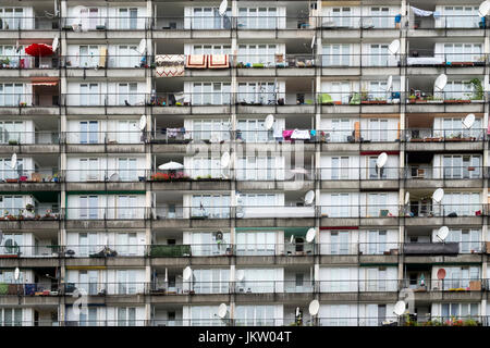 Sozialer Wohnungsbau Wohnung Blöcke im Pallasseum auf Pallastrasse im Bezirk Schöneberg von Berlin, Deutschland. Stockfoto