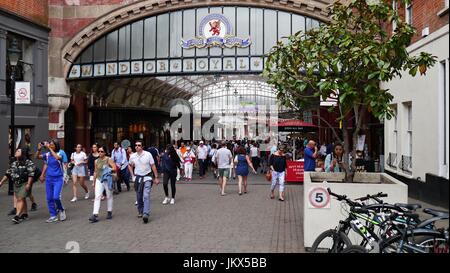 Windsor belebten Einkaufspassage Stockfoto