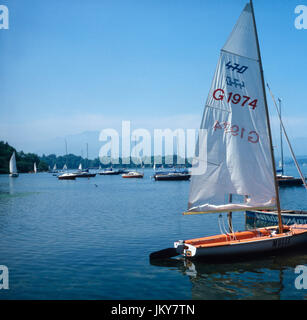 In Breitbrunn bin Ufer Vom Chiemsee, Deutschland 1980er Jahre. In Breitbrunn am Ufer des Chiemsee See Deutschland der 1980er Jahre. Stockfoto