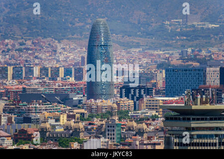 Architektur und der Panoramablick auf das Luftbild der Stadt Barcelona von Montjuic Hügel. Stockfoto