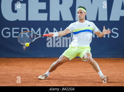 Hamburg, Deutschland. 25. Juli 2017. Nicolas Kicker spielen gegen Tommy Haas von Deutschland in der ersten Runde des Herren Einzel bei den Tennis ATP-Tour German Open in Hamburg, Deutschland, 25. Juli 2017 Argentiniens. Foto: Daniel Bockwoldt/Dpa/Alamy Live News Stockfoto