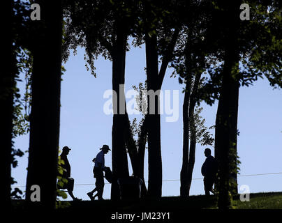 Silvis, Iowa, USA. 14. Juli 2017. Zweite Runde des John Deere Classic in Silvis, Illinois Freitag, 14. Juli 2017. Bildnachweis: Jeff Cook.Quad-City Times/Quad-City Times / ZUMA Draht/Alamy Live News Stockfoto