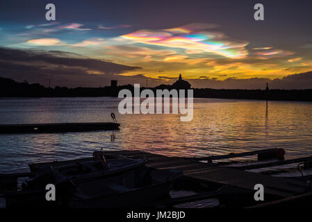 Polare stratosphärische Wolken Stamsund Lofoten-Inseln Norwegen Stockfoto