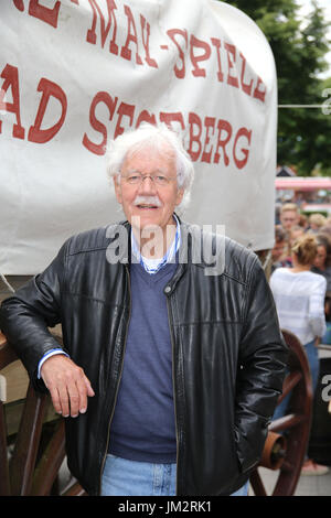 Karl kann Festspiele mit "Old Surehand" Agata Stadion Bad Segeberg mit: Carlo von Tiedemann wo: Bad Segeberg, Deutschland: 25. Juni 2017 Credit: Becher/WENN.com Stockfoto