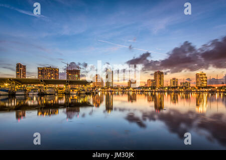 St. Petersburg, Florida, USA Skyline der Innenstadt Stadt an der Bucht. Stockfoto