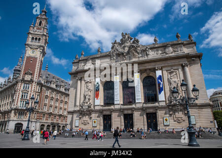 LILLE, Frankreich - 26. Juni 2017: Ein Blick auf das herrliche Oper de Lille Opera House und der Industrie- und Handelskammer Industrie befindet sich im Ort du die Stockfoto