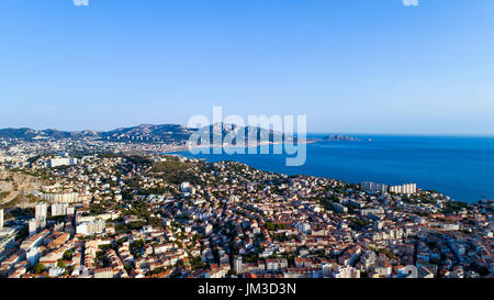 Luftaufnahme auf endoume Bucht in Marseille, Bouches du Rhône, Frankreich Stockfoto