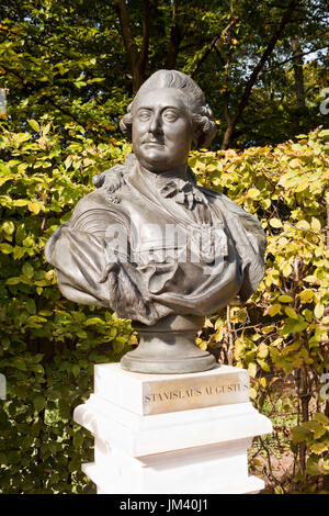 Skulpturale Porträt der polnische König Stanislaw August Poniatowski im Lazienki-Park (Royal Bäder Park) Stockfoto