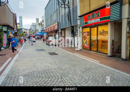 HAKONE, JAPAN - 2. Juli 2017: Japanischen Stil der städtischen kleinen Straße in Hakone Stockfoto