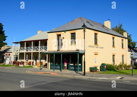 Sattler Court Gallery auf Bridge Street im historischen Dorf von Richmond in Tasmanien, Australien Stockfoto