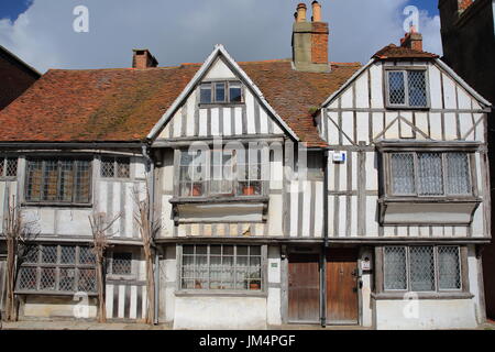 HASTINGS, UK - 22. Juli 2017: 16. Jahrhundert gerahmt und mittelalterliche Fachwerkhäuser in der Altstadt von Hastings Stockfoto