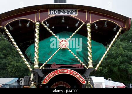 Typenschild und Nummernschild auf Zugmaschine in Masham Steam Fair, Masham, North Yorkshire, UK Stockfoto