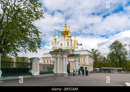 Peterhof, Russland - Juni 03.2017 The Palace Church of Saint Peter and Paul Stockfoto