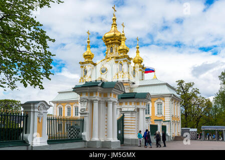 Peterhof, Russland - Juni 03.2017 The Palace Church of Saint Peter and Paul Stockfoto