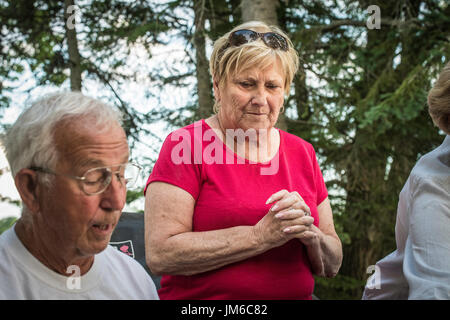 Familientreffen, Unterhaltung im Urlaub. Stockfoto