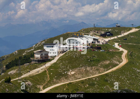 Kabel Carbuildings auf dem Monte Baldo am Gardasee. Italien Stockfoto