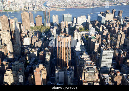 Luftaufnahme über Murray Hügel und kips Bay in Richtung Queens New York City USA Aussicht vom Empire State Building Stockfoto