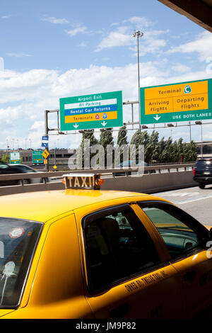 Taxi aus Newark Airport - NYC - USA Stockfoto