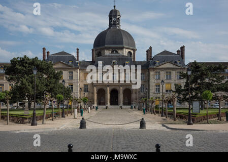 Paris, Pitie Salpetriere Krankenhaus, Cours Saint-Louis Stockfoto