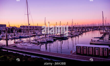 Coucher de Soleil Sur le Port Chantereyne Stockfoto