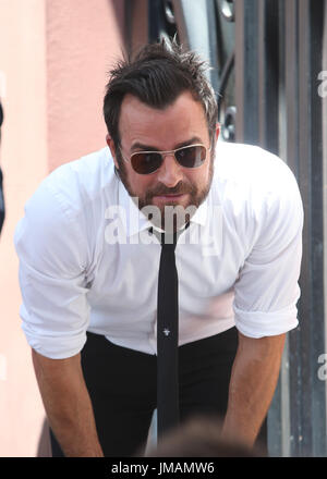 Los Angeles, Ca, USA. 26. Juli 2017. Justin Theroux auf die Zeremonie zu Ehren von Jason Bateman mit dem 2,616th Stern auf dem Hollywood Walk of Fame in Los Angeles, Kalifornien am 26. Juli 2017. Bildnachweis: Faye lernen/Medien Punch/Alamy Live-Nachrichten Stockfoto
